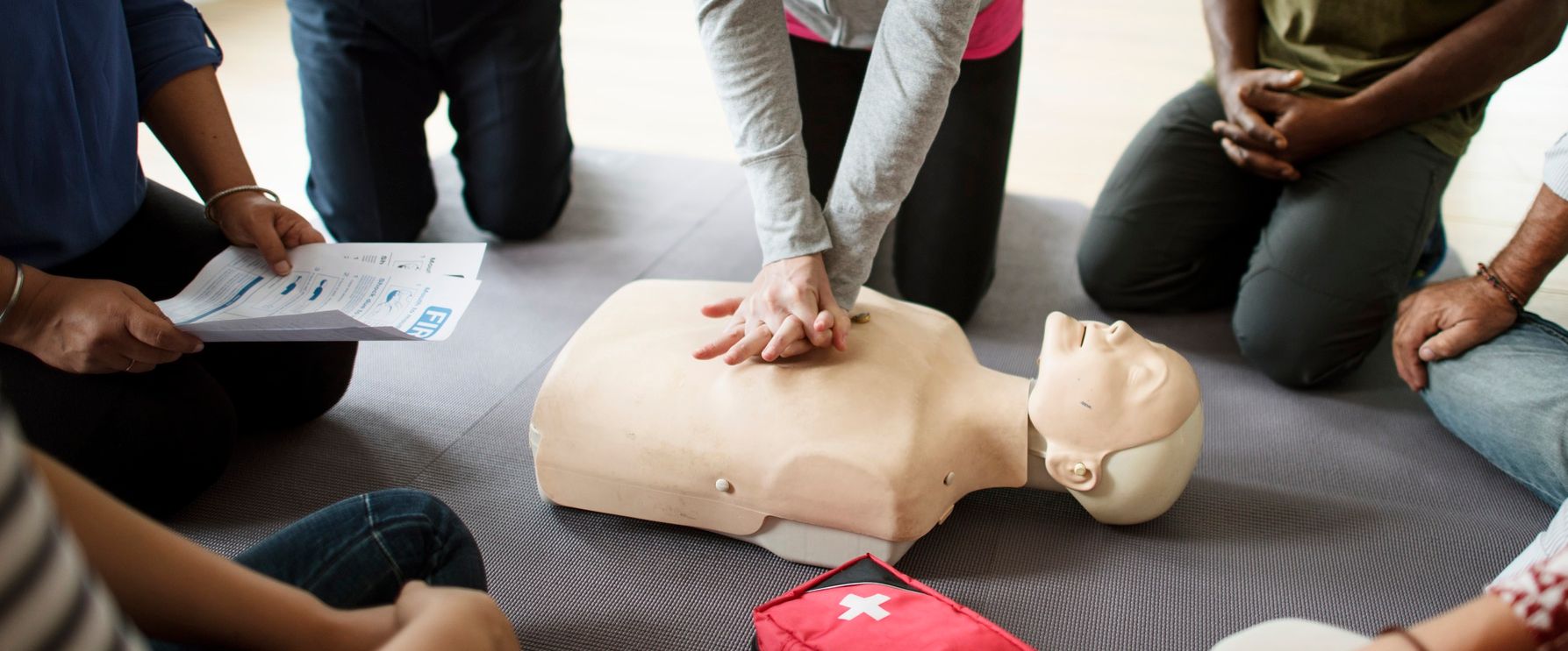 Führerschein aller Klassen und ASF Seminare Erste Hilfe Kurse in St. Georgen und Triberg, Fahrwerk Fahrschule Steinborn